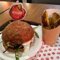Burger and fries at Veg & Veg in Florence
