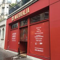 Entrance mentioning vegan products at Naturalia - Pyrenees in Paris