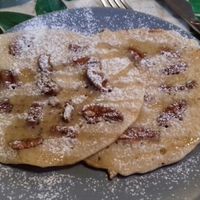 pancake noix et sirop d érable   at Pancake Fever in Caen