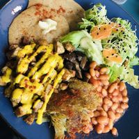 Vegan Sunday Brunch: Hash brown, scramble tofu and hollandaise sauce, baked beans, vegan pancakes, mushroom and salad 🤤 at Pancake Fever in Caen