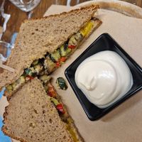 Vege toast con hummus, verdure e mayo veg at Pizzeria Capri in Jesolo