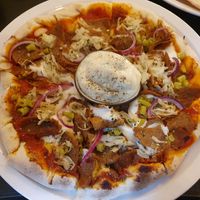 Pizza Adria (vegan döner) at Vistro in Hamburg