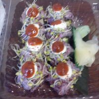 piegzara ognja (spicy sushi) at The Root in Wroclaw