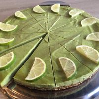 Lime-mint raw cake at Veggie Garden in Prague