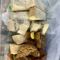 Assorted cheese and nuts. Only okay  at Pizza Pala Romana in Bangkok