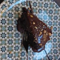 Vegan brownie at Quinoa in Florence