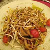 Pad Thai at Quinoa in Florence