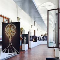 Gallery walkway in restaurant  at Quinoa in Florence