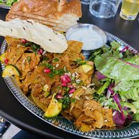 Veganer Döner Teller (Dip nicht vegan!) at Kismet in Munich