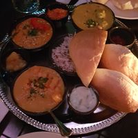 Vegan thali reveal at Kismet in Munich
