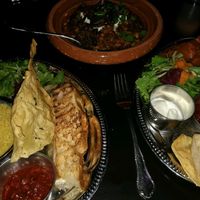 black eyed peas Tajin und Tandoori Halloumi at Kismet in Munich