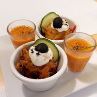 Aperitivo por la casa (Muy rico) at Yerbabuena - Bordadores in Madrid