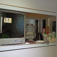 Silverware and water...Bathroom is behind to the right at Yé Shū 耶蔬 in Kaohsiung