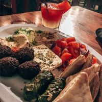 Watermelon mojito and tasting plate on the starters menu 👌🏽 at Pita Pita in El Pizzaiole in Granada