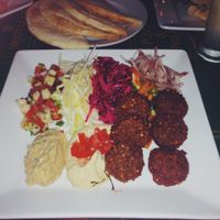 Falafel plate vegan style: with babaganoush instead of tzaziki.  at Pita Pita in El Pizzaiole in Granada