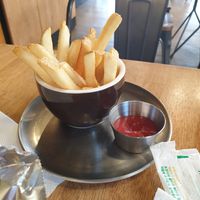 no chips so opt for fries... but not the same at Gusto Taco 구스토 타코 in Seoul