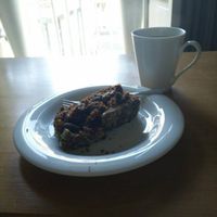 Takeaway Vegan Carrot Cake at Vegetalia - Gotico in Barcelona