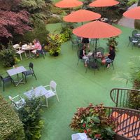 Excellent outdoor ambiance in courtyard  at Play Urban Cafe at White Oaks in Niagara-on-the-lake