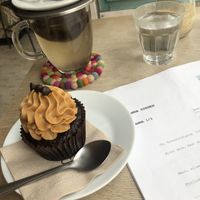 Peanut butter cupcake 🧁   at Brass Monkey in Vienna