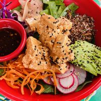 Vegan poke salad! Yumm 😋😋 at Cafe Verde in New Smyrna Beach