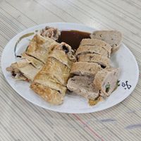 Mock duck and mock steak at Zhēn Hǎo Wèi SùShí 真好味素食 in Kaohsiung