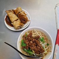 Sesame noodles and mock duck at Zhēn Hǎo Wèi SùShí 真好味素食 in Kaohsiung
