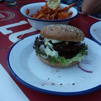 helaas een beetje donker, maar ik heb gesmuld van deze seitan burger! at Zauber von OS in Osnabruck