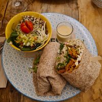 Kebab wrap with seasonal salad at Greenway in Antwerpen