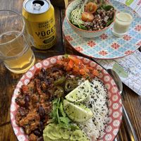 Chili sin carne and side salad  at Greenway in Antwerpen