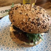 Mexican jalapeños burger is heaven 🙌🏻🙌🏻🙌🏻 so tasty !  at Greenway in Antwerpen