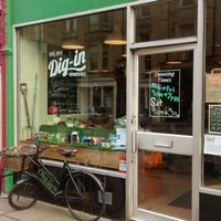 Outside at Dig-in-Bruntsfield in Edinburgh