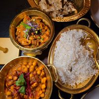 Allo Gobhi mattar 19€ chana masala 18,50€ and garlic naan 5,5€ at Taj Mahal in Bruges