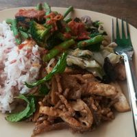 3 kinds of dishes and rice for 45 baths (~1€) at Veg Food Stall in Bangkok