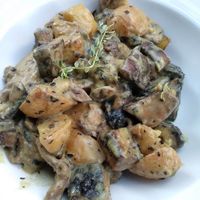 Mushrooms sauteed with herbs and baby potatoes at roots in Thessaloniki