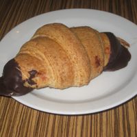Chocolate raspberry croissant at Maran Vegan Bistro in Vienna