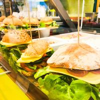 Fresh vegan sandwiches, with vegan cheese and no-meat ham. Simply delicious 🌱🧡 at Maran Vegan Bistro in Vienna