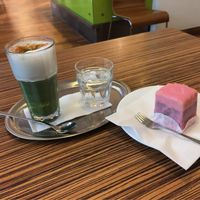 Punschkrapfen and matcha latte at Maran Vegan Bistro in Vienna