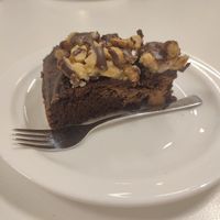 Schoko Erdnuss Karamell Tarte at Maran Vegan Bistro in Vienna