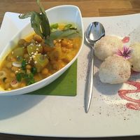 Chickpea curry at triVida in Klagenfurt