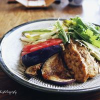 Cold ramen with summer vegetables and grilled tempeh at Padma in Kyoto