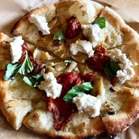 Tomato Heirloom Pizza at True Food Kitchen in Atlanta