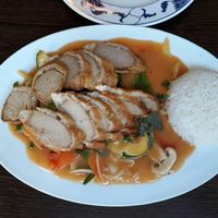 v2 mit veganen Huhn  at Chay Viet in Dresden