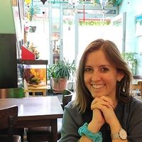 The interior and a lovely lady at Chay Viet in Dresden