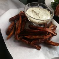 Sweet potato fries with amazing garlic dill mayo at GYVAS baras in Vilnius
