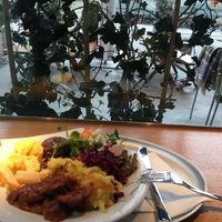 Plate from buffet, cost +19.50 at Tibits - Bahnhof in Bern