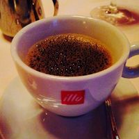 Coffee at La Taberna del Alabardero in Washington