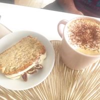 Lemon pie & capuccino at Les Demoiselles de Montpellier in Montpellier