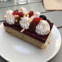 Chestnut and black currant cake  at Les Demoiselles de Montpellier in Montpellier