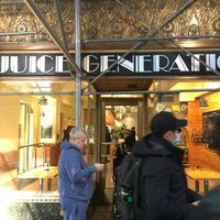 Front entrance; notice the fancy outer walls of the Chanin Building. at Juice Generation - Grand Central in New York City