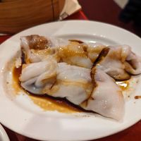 Beef rice roll at Bodhi Kosher Vegetarian Restaurant in New York City